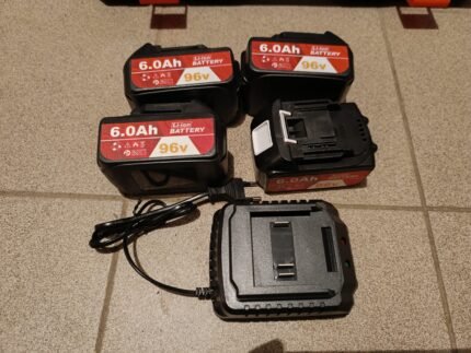Akumuliatoriniu įrankių komplektas 4in1 STAR ROXER SR-910