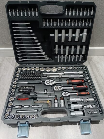 Galvučių ir įrankių rinkinys BOXER BX-009S 216 dalių