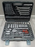 Galvučių ir įrankių rinkinys BOXER BX-013S 121 dalių